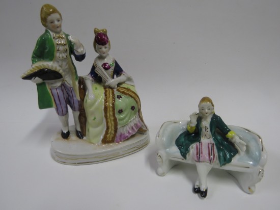 Lote: 81 - Lote: 81 - Par de figuras en porcelana Japonesa