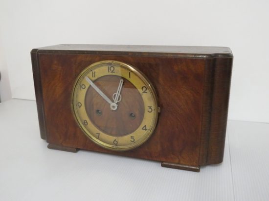 Lote: 14 - Lote: 14 - Antiguo reloj de mesa