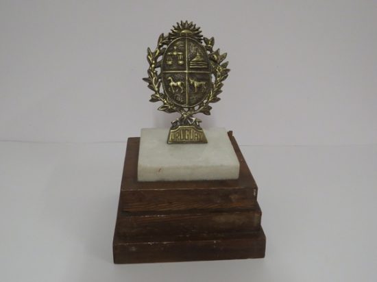 Lote: 1 - Lote: 1 - Escudo Nacional y busto Artigas