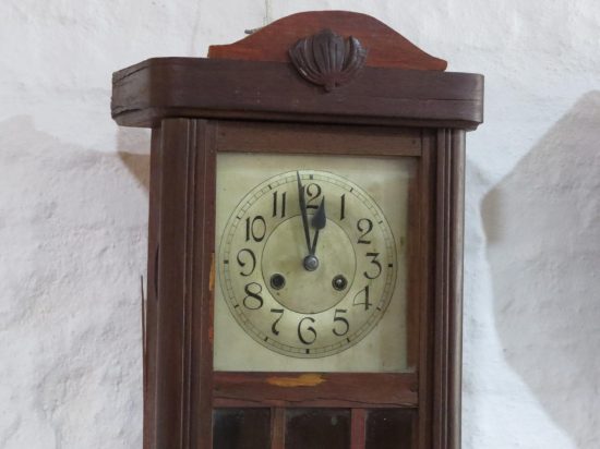 Lote: 65.C - Lote: 65.C - Reloj de pared antiguo