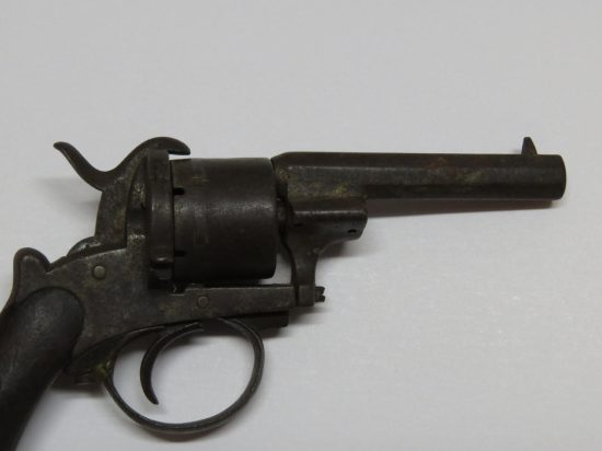 Lote: 226 - Lote: 226 - Revolver antiguo