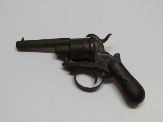 Lote: 226 - Lote: 226 - Revolver antiguo