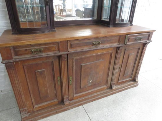 Lote: 116 - Lote: 116 - Mueble con alzada