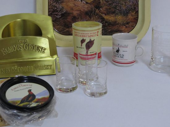 Lote: 109 - Lote: 109 - Lote Famous Grouse